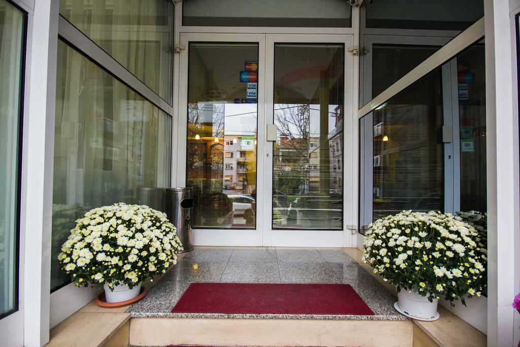 Hotel Residence Inn Skopje Exterior foto