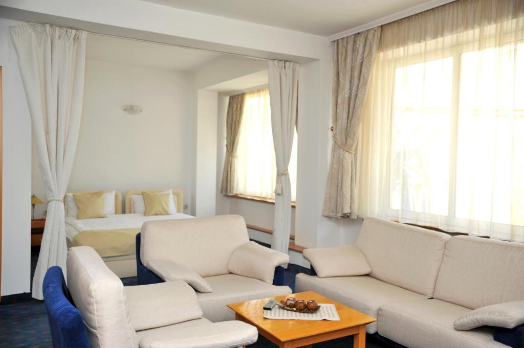 Hotel Residence Inn Skopje Exterior foto