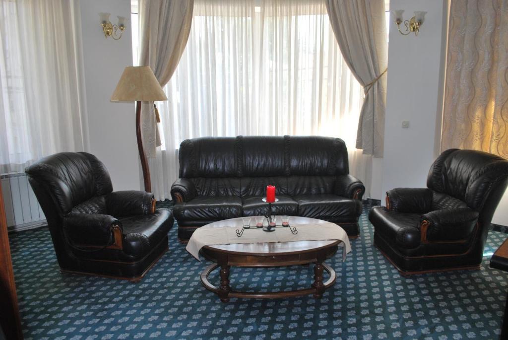 Hotel Residence Inn Skopje Zimmer foto