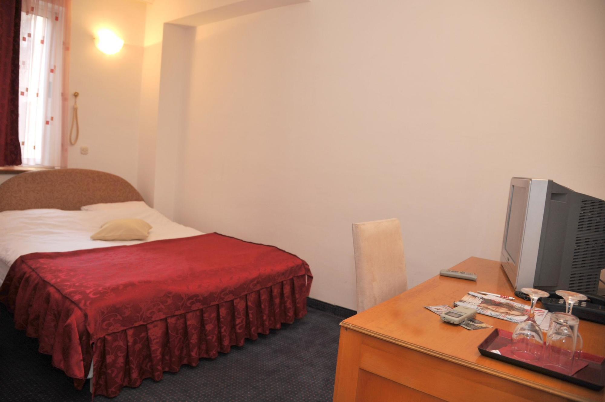 Hotel Residence Inn Skopje Exterior foto